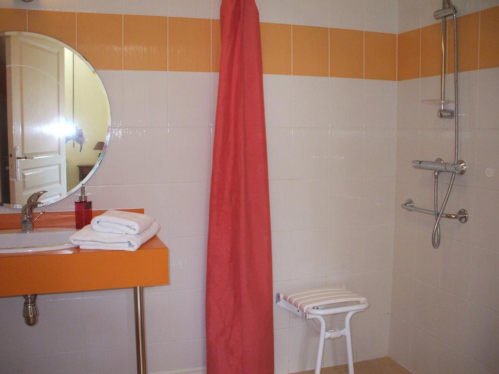 אבריל La Haye Gites Et Chambre D'Hotes מראה חיצוני תמונה